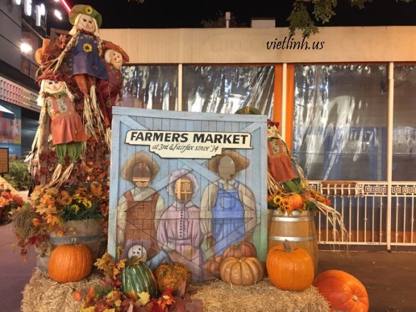 Fall Festival at the Original Farmers Market (Los Angeles, California, USA)